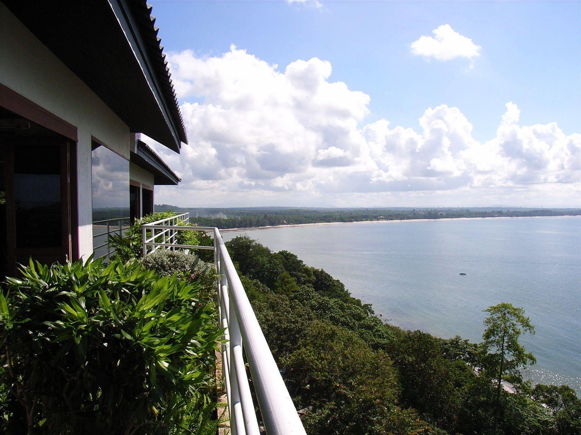 Hinsuay Namsai Resort Rayong Bagian luar foto